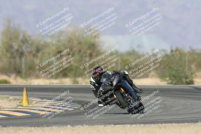 media/Nov-16-2025-Race Pace (Sun) [[8c5fa54630]]/Verified Riders/2-Turn 7 (945am)/